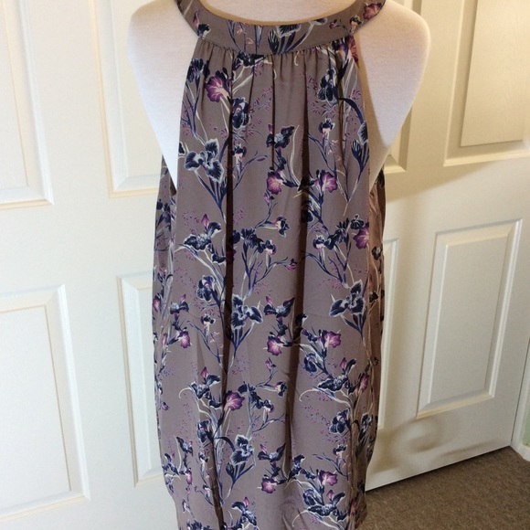 Veronica M Spring Top - Picture 2 of 8